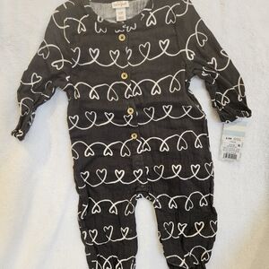Cat & Jack Black and White Heart Bodysuit